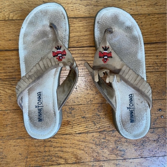 Suede flip flops with firebird beading and fringe from Minnetonka. Grip sole. - Picture 1 of 6